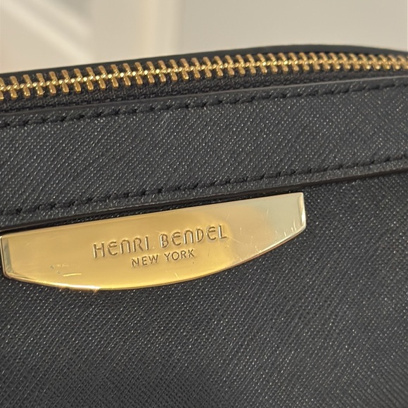 Henri Bendel Bag Black Saffiano Leather Crossbody Bag - Picture 16 of 17